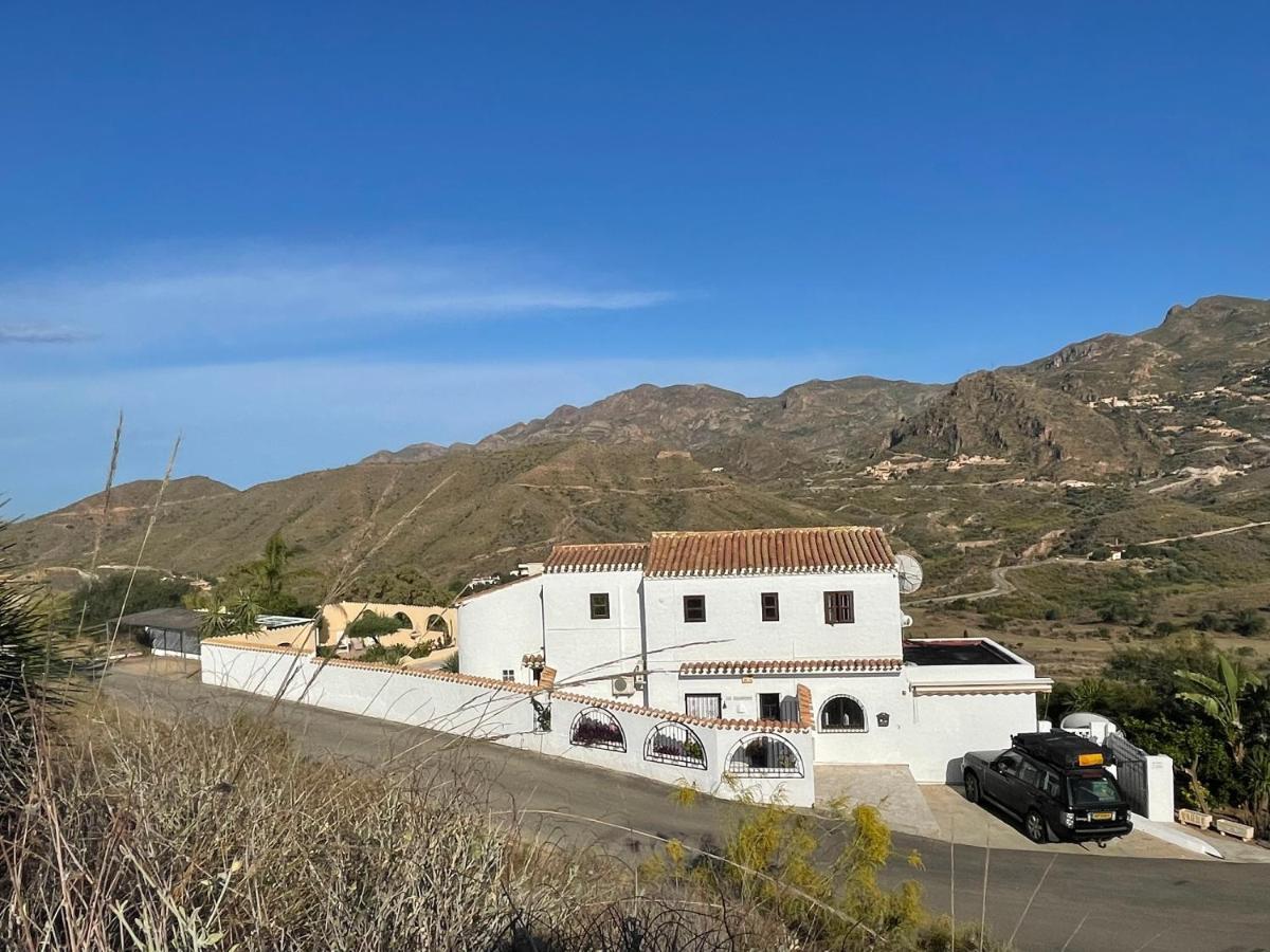 Villa Los Faramondos Naturehouse Туре Екстериор снимка
